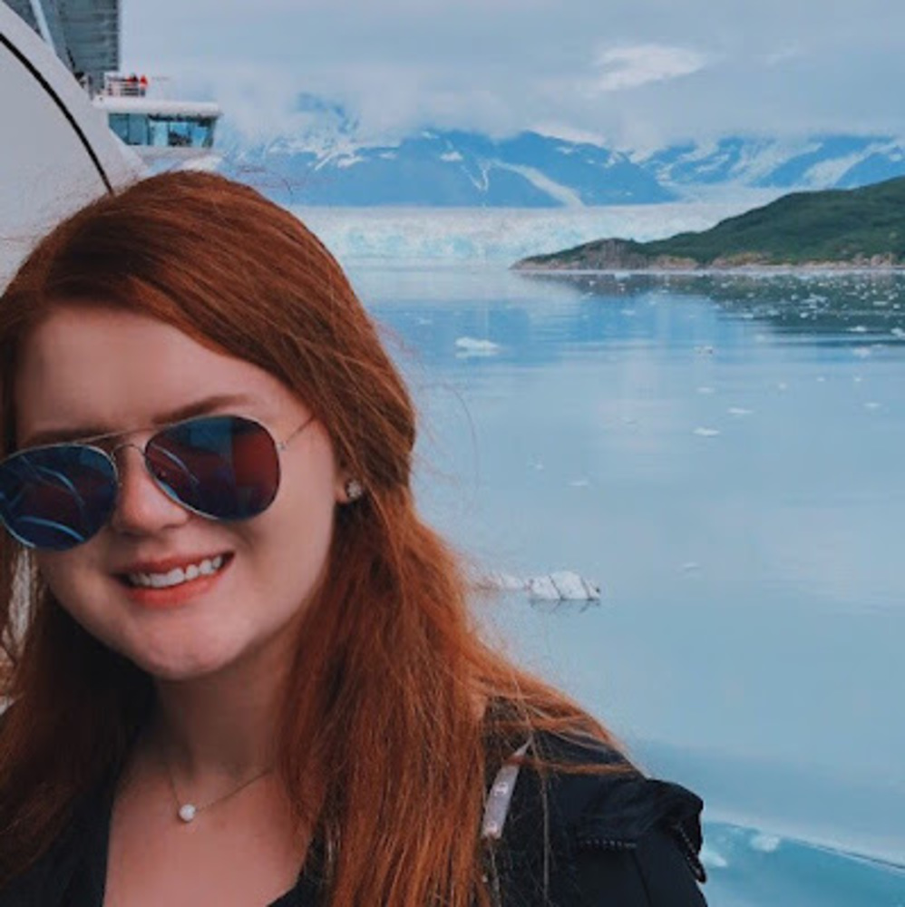 Meet your Posher, Caroline